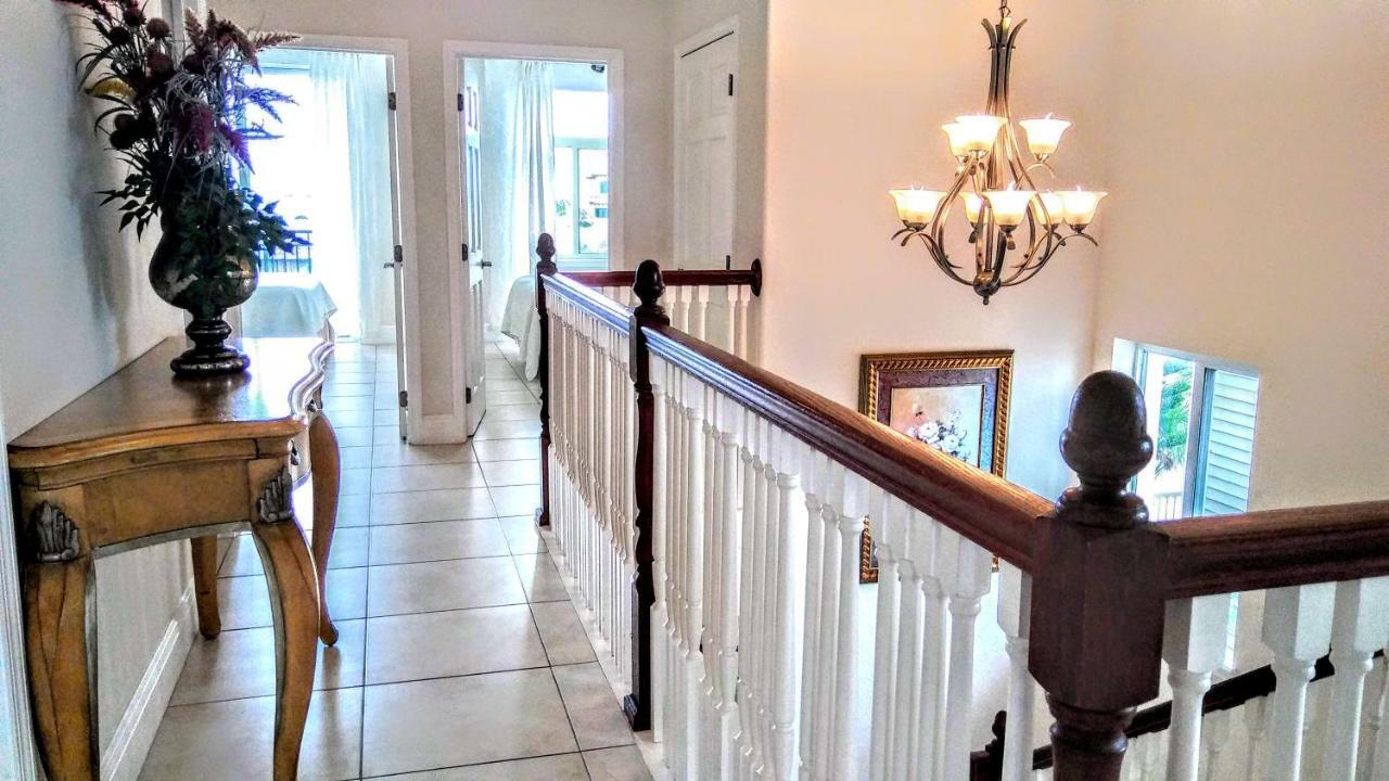 Mediterranean Three Story Beach Townhouse St. Pete Beach Ngoại thất bức ảnh